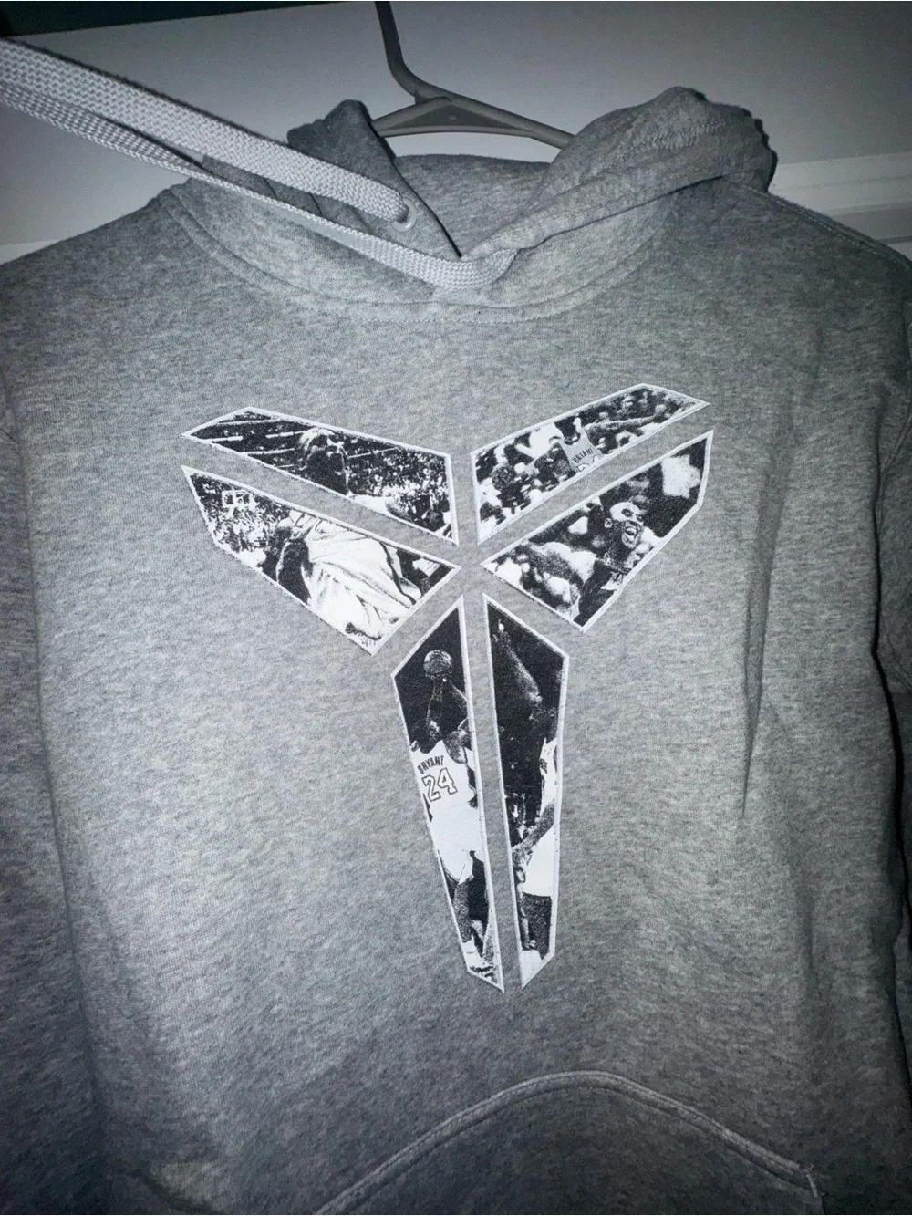 Nike Kobe Bryant “Mamba Day” special hoodie